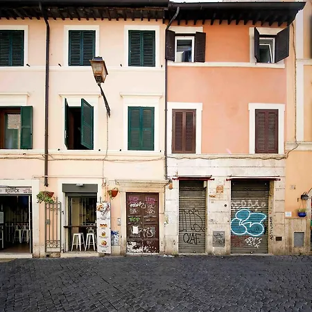 Trastevere Apartment